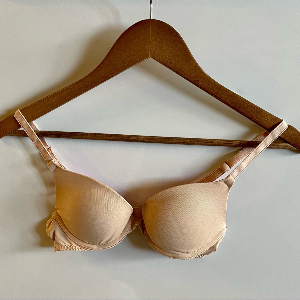 Victoria Secret PINK bra. 32A. Beige/ Pink